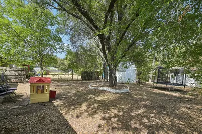 3204 Aurora Street, Haltom City, TX 76117 - Photo 15