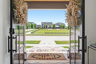 3240 Coral Hl St, Frisco, TX 75033 - Photo 3