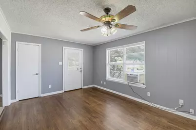 5328 Ira Street N, Haltom City, TX 76117 - Photo 5