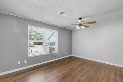 5328 Ira Street N, Haltom City, TX 76117 - Photo 7
