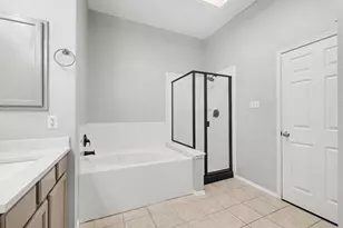 5528 Green Hollow Ln, The Colony, TX 75056 - Photo 11