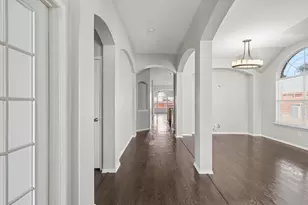 5528 Green Hollow Ln, The Colony, TX 75056 - Photo 3