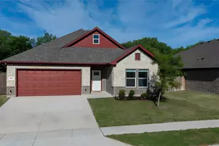 405 Titus Dr, Springtown, TX 76082 - Photo 1