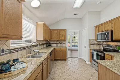 817 Aylesbury Drive, Allen, TX 75002 - Photo 13