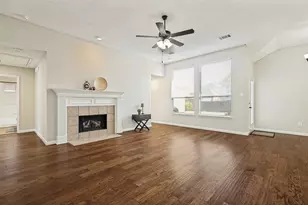 817 Aylesbury Dr, Allen, TX 75002 - Photo 5