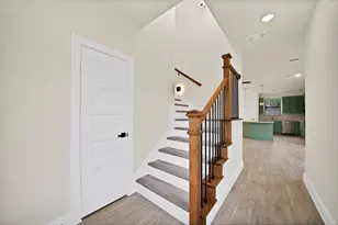 2925 River Ridge Ct, Granbury, TX 76048 - Photo 3