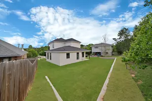 2925 River Ridge Ct, Granbury, TX 76048 - Photo 33