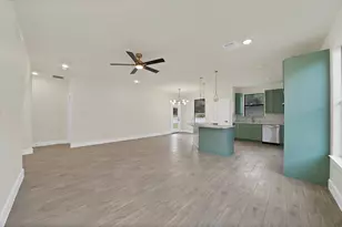 2925 River Ridge Ct, Granbury, TX 76048 - Photo 11
