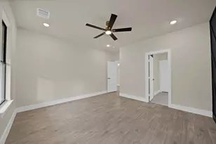 2925 River Ridge Ct, Granbury, TX 76048 - Photo 17