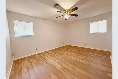 5720 Walla Avenue, Fort Worth, TX 76133 - Photo 11