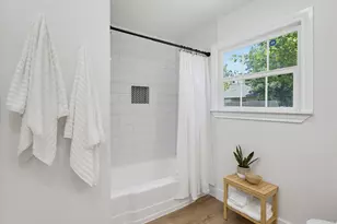 5852 Lyle St, Westworth Village, TX 76114 - Photo 23