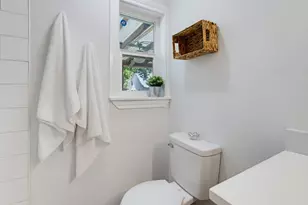 5852 Lyle St, Westworth Village, TX 76114 - Photo 17