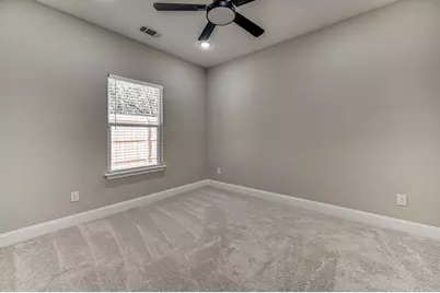 5858 Black Pine Circle, Granbury, TX 76048 - Photo 17