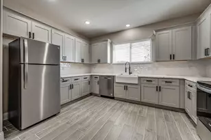 5858 Black Pine Cir, Granbury, TX 76048 - Photo 13