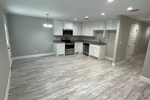 2624 S Fannin Ave, Denison, TX 75020 - Photo 3