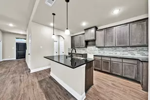 303 Maltese Dr, Red Oak, TX 75154 - Photo 7
