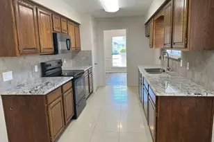 2033 Espinosa Dr, Carrollton, TX 75010 - Photo 9
