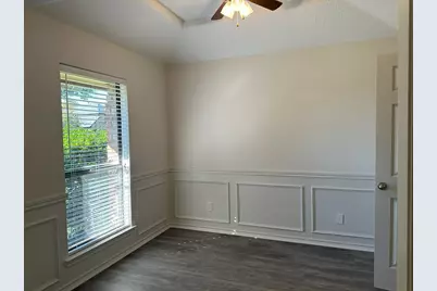 2033 Espinosa Drive, Carrollton, TX 75010 - Photo 3