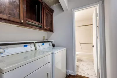 4427 Jenkins Street, The Colony, TX 75056 - Photo 9