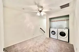 1128 Jamie Dr, Grand Prairie, TX 75052 - Photo 7