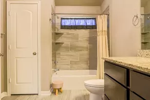 10617 Langham Dr, Waco, TX 76708 - Photo 15