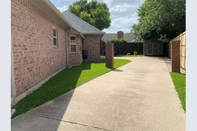 1631 Greenway Court, Midlothian, TX 76065 - Photo 3