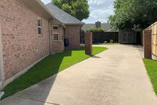 1631 Greenway Ct, Midlothian, TX 76065 - Photo 3