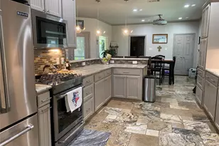 1631 Greenway Ct, Midlothian, TX 76065 - Photo 7