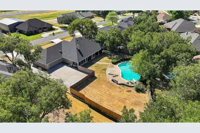 9014 Woodlawn Drive, Granbury, TX 76049 - Photo 3