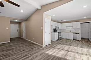 311 Hillshore Dr, Longview, TX 75605 - Photo 9