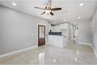 1309 S 5th Avenue, Denison, TX 75021 - Photo 3