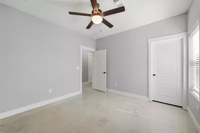 1309 S 5th Avenue, Denison, TX 75021 - Photo 9