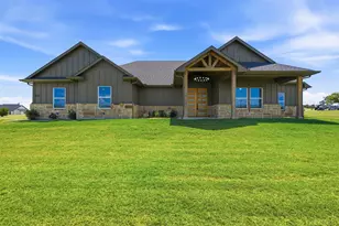 6657 Buffalo Rdg Cir, Godley, TX 76044 - Photo 1
