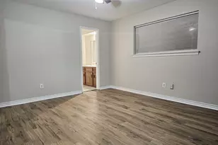 309 Christie Ct, Irving, TX 75060 - Photo 7
