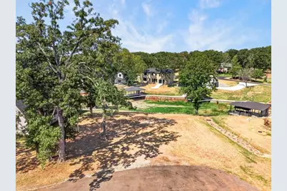 106 Deerhurst Lane, Mabank, TX 75156 - Photo 17