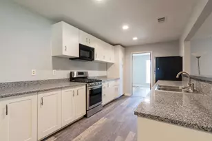 9190 Orbiter Cir, Dallas, TX 75243 - Photo 9