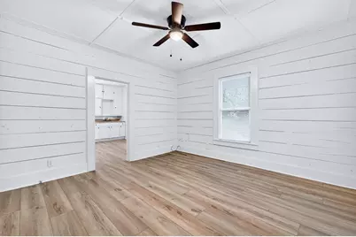 514 E Day Street, Denison, TX 75021 - Photo 5