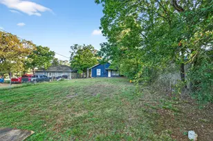 514 E Day St, Denison, TX 75021 - Photo 19