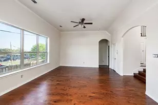 2361 Novin Dr, Irving, TX 75062 - Photo 7