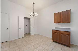832 Beaver Creek Dr, Burleson, TX 76028 - Photo 13
