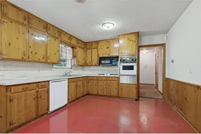608 Woodcrest Drive, Hurst, TX 76053 - Photo 3