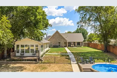 4100 Apache Trail Court, Granbury, TX 76048 - Photo 33