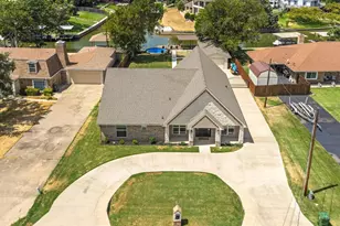 4100 Apache Trail Ct, Granbury, TX 76048 - Photo 29