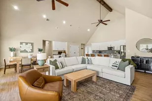4100 Apache Trail Ct, Granbury, TX 76048 - Photo 5