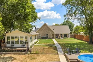 4100 Apache Trail Ct, Granbury, TX 76048 - Photo 33