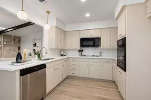 3204 Ashford Ave, Fort Worth, TX 76133 - Photo 9