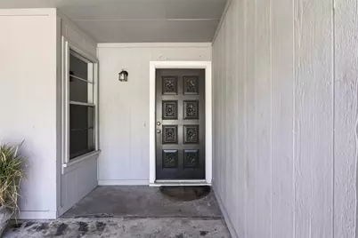 213 San Jacinto Street, Waxahachie, TX 75165 - Photo 5