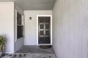 213 San Jacinto St, Waxahachie, TX 75165 - Photo 5