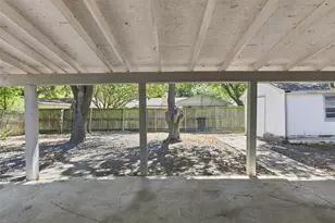 213 San Jacinto St, Waxahachie, TX 75165 - Photo 29