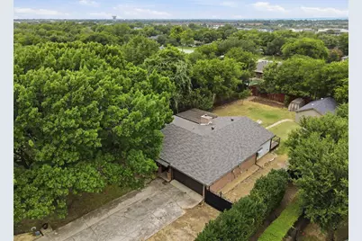 917 E Worth Street, Grapevine, TX 76051 - Photo 37